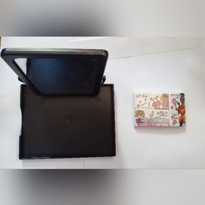 Mary Kay Girlfriends Collection Compact. Has Magnet's also.